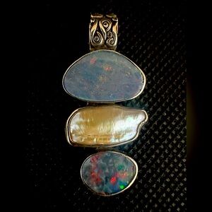 Opal and pearl pendant - sterling silver - marked 925